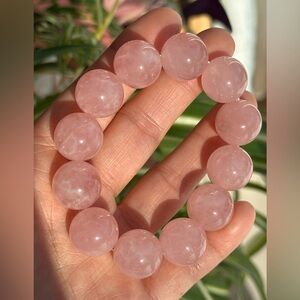 Crystal bracelet, pink/rose quartz bracelet